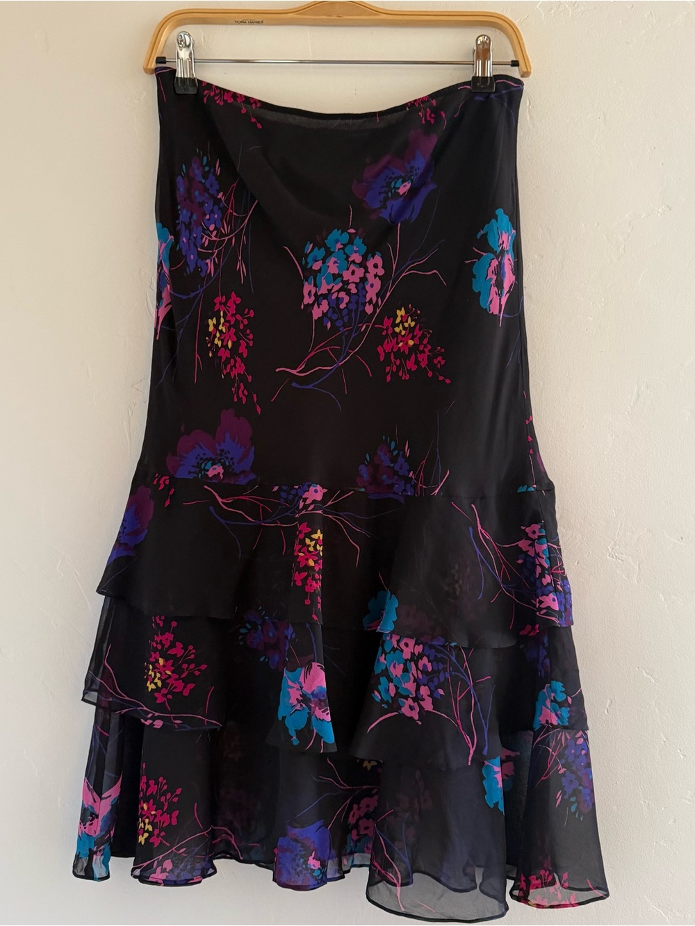 Vintage Y2K Express M 100% Silk Floral Tiered Ruffle Midi Skirt Black Whimsigoth